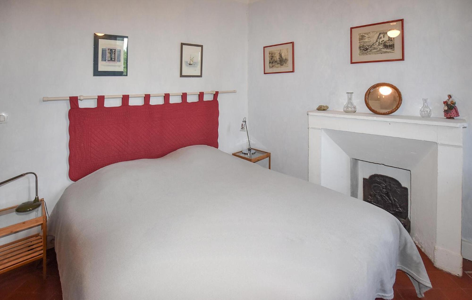 2 Bedroom Gorgeous Home In Villes-Sur-Auzon Exterior foto