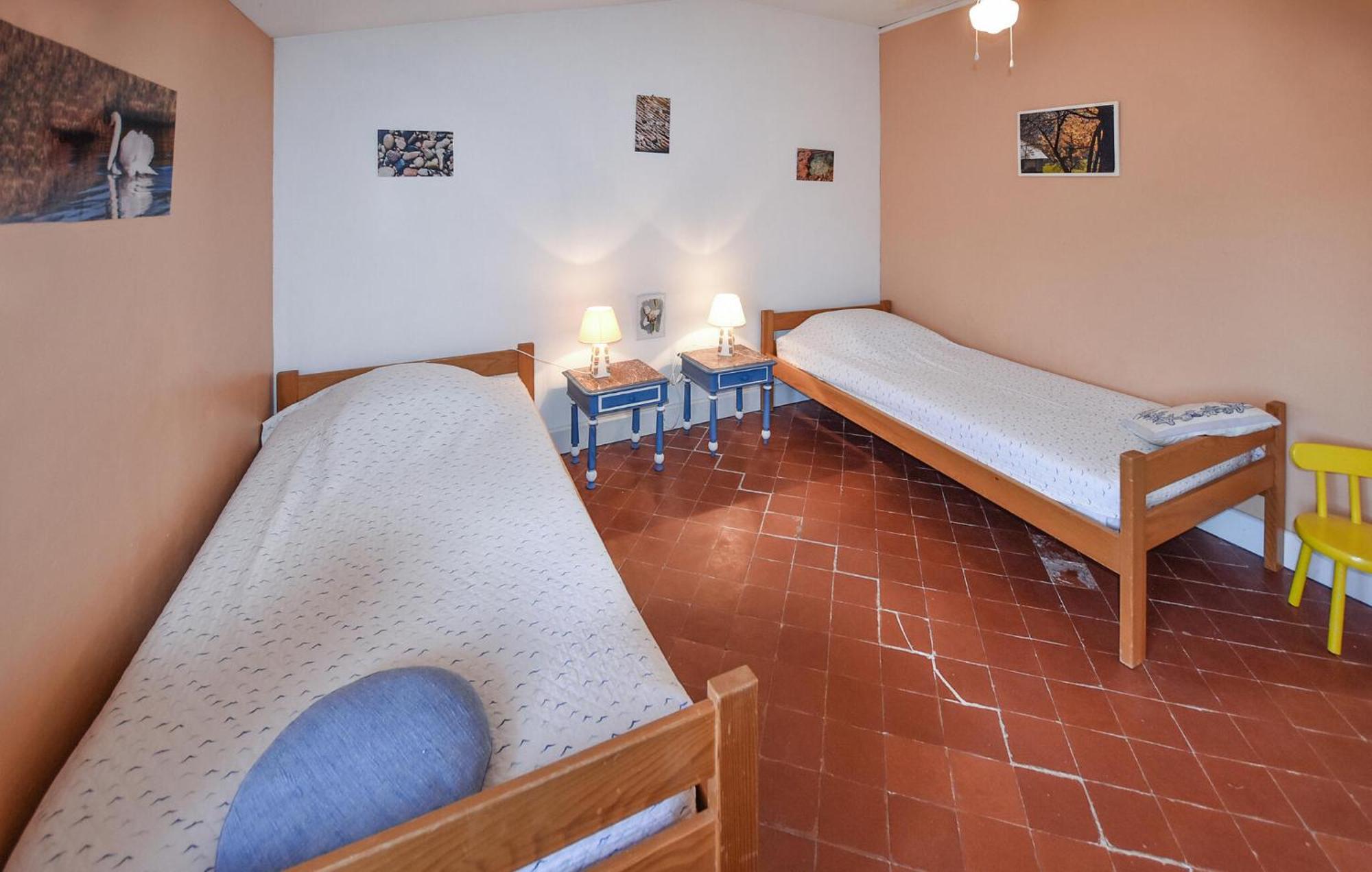 2 Bedroom Gorgeous Home In Villes-Sur-Auzon Exterior foto